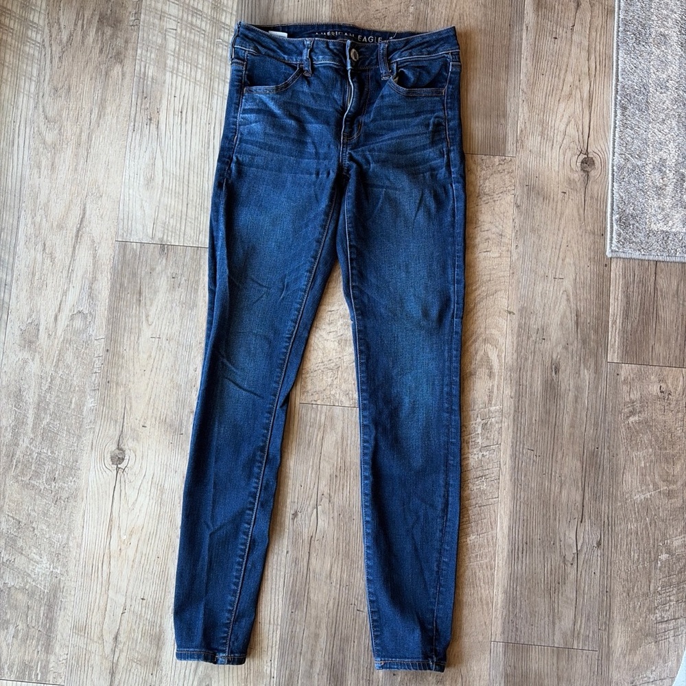 American Eagle Outfitters High Rise Dark Blue Jeans
